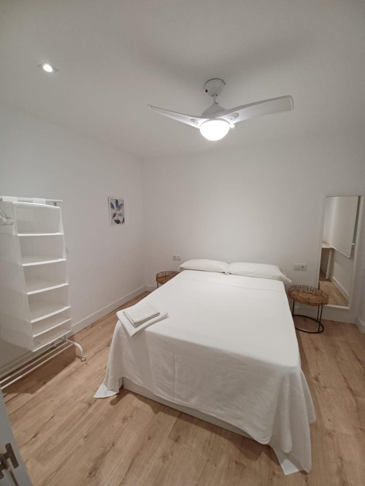 Ana Bernal By Hdc Apartments Malaga Bagian luar foto